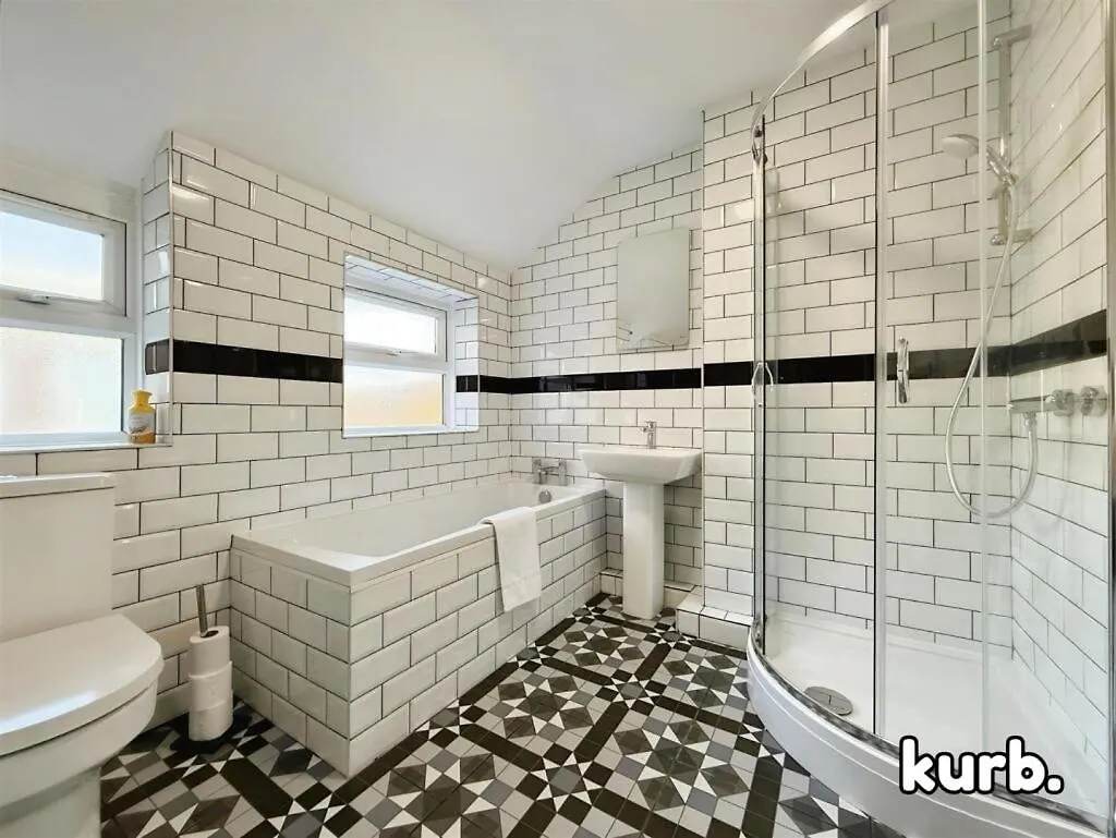 Avon Villa - 4 Bedroom House Nottingham 0*,